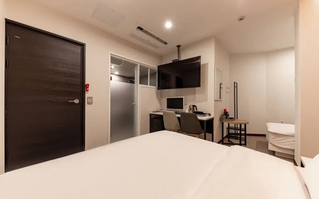 Jinju Hotel Vovo