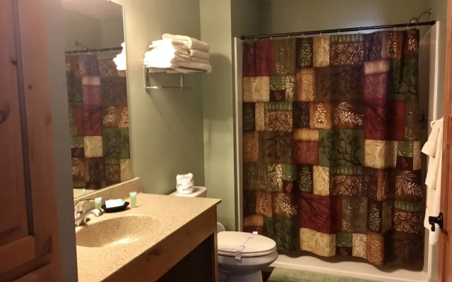 Sportsman's Lodge