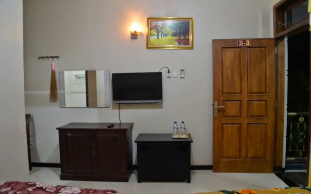Hotel Ratna