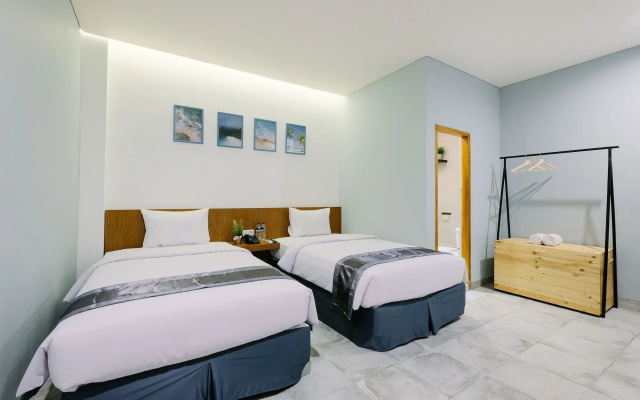 Lopi Hotel
