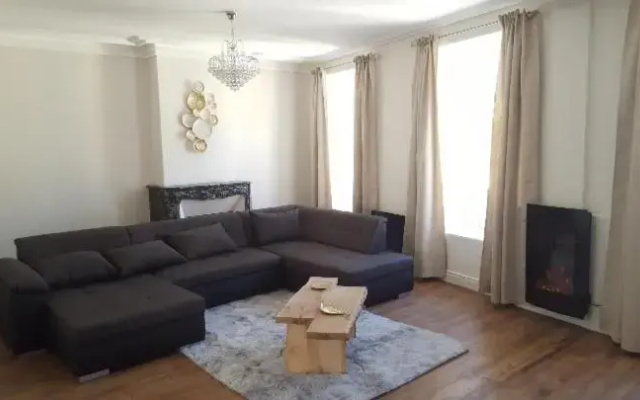 Appartement spacieux et atypique
