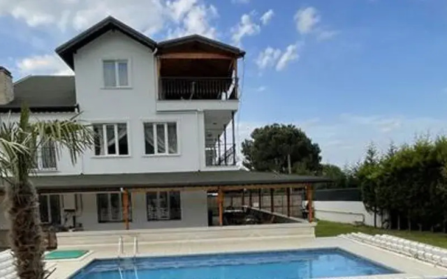 Hotgarden Villa