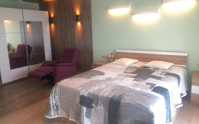 Kotsubinsky street LUX Apartment