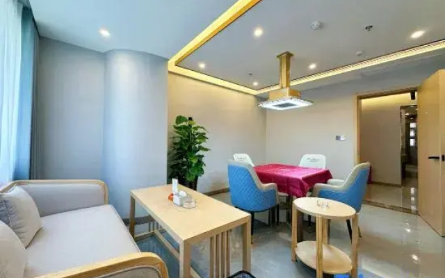 Tumadil Hotel (City Center Square Branch)