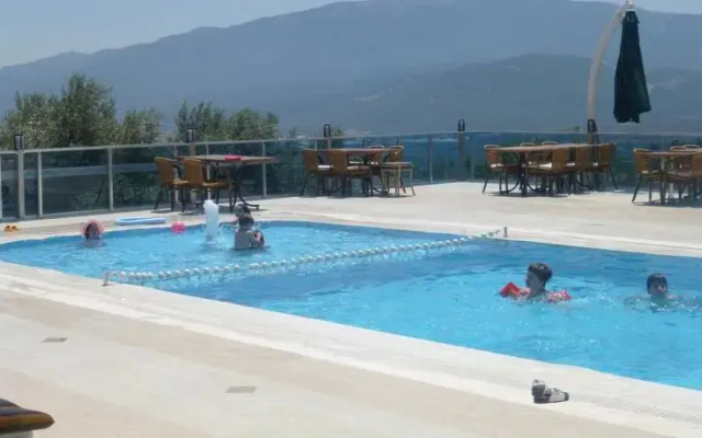 Çamaltı GardenLife Otel