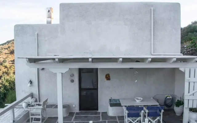 Pasithea House