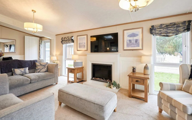 Host Stay Sutton Lodge