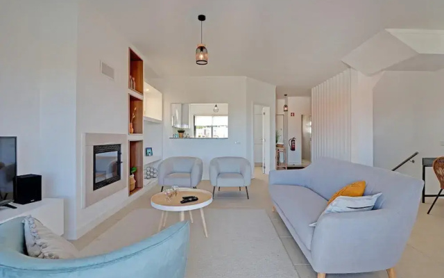 Casa Ferraguido by Portucasa