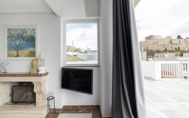 Massive 2-combo apt Unbeatable Acropolis Views 9pax