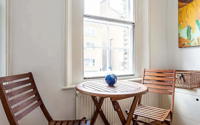 Farringdon Leo Loft