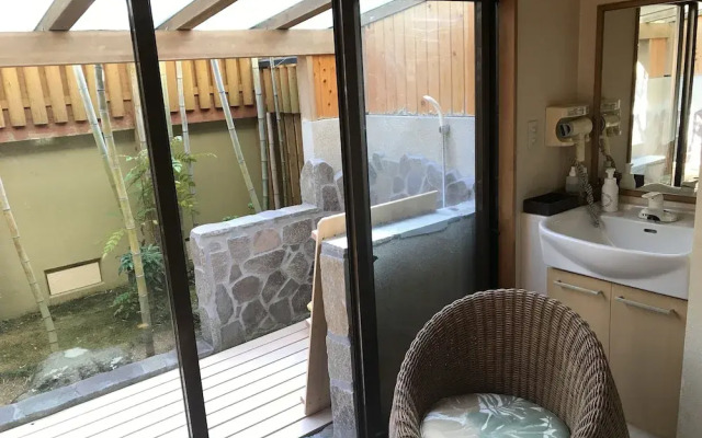 Ureshino Onsen Kappo Ryokan Ritoen