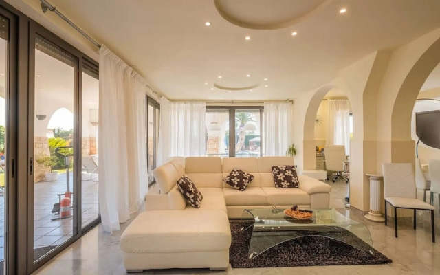 Villa Ark Luxury Villa With Private Pool