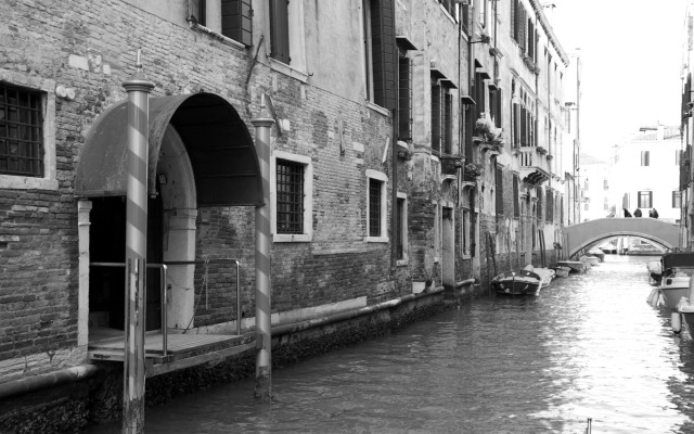 Palazzo Contarini Della Porta Di Ferro