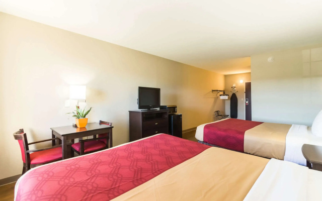 Econo Lodge Harrisburg - Southwest of Hershey Area