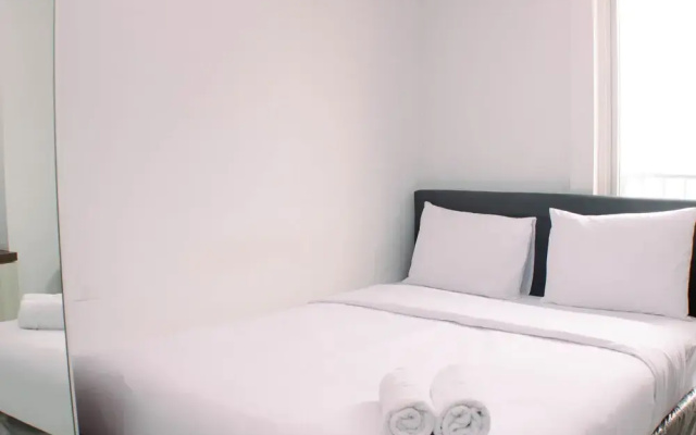 Warm And Simply Studio Room At Azalea Suites Apartment