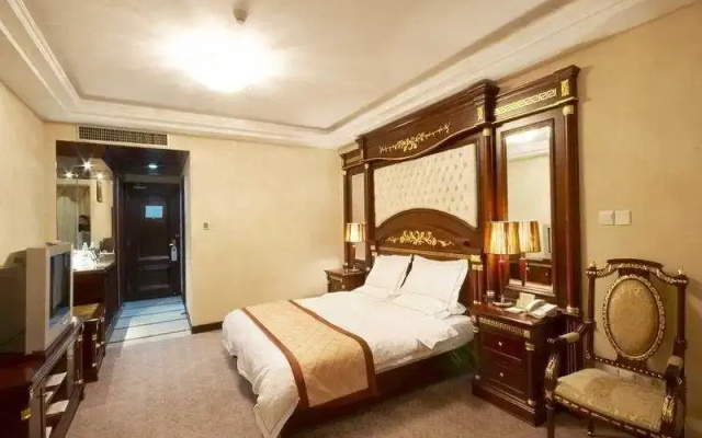 Sovereign Hotel