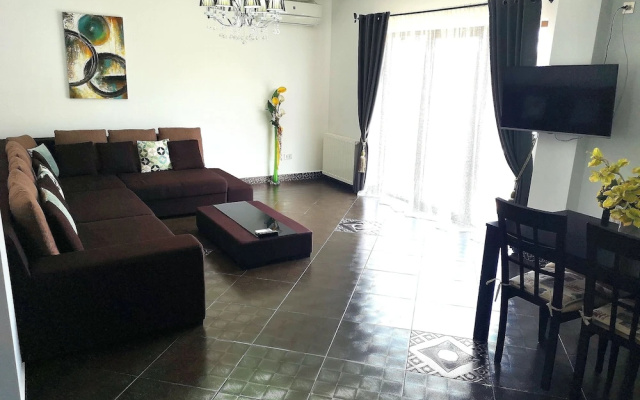 Casa Bella Apartments