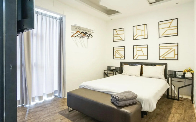 Hotel Sanrina Makassar