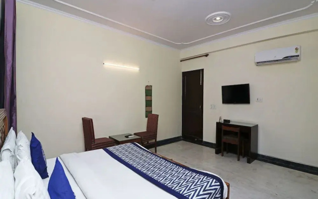 OYO 15202 Kanny Residency