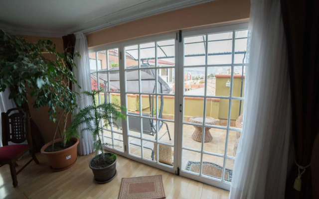 Hotel La Colina Bed and Breakfast