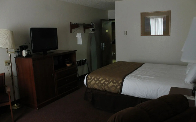 Lone Tree Inn