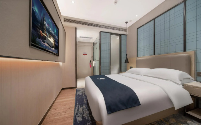 Echarm International Hotel Canton Tower Pazhou Convention and Exhibition Center Lujiang Metro Station Branch - Free Shuttle Bus to Canton Fair Complex During Canton Fair Period