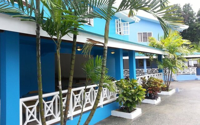 Green Palm Boutique Hotel in Les Coteaux, Trinidad and Tobago from 153$, photos, reviews - zenhotels.com hotel front