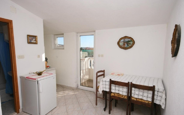 Apartment Amalija - 50m close to the sea: A3 posebni Rogoznica, Riviera Sibenik