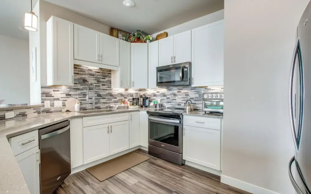 Modern South Pier Condo on Sheboygan River!