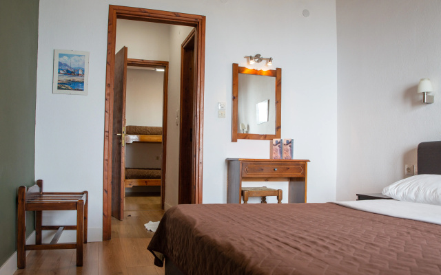 Hotel Cleopatra