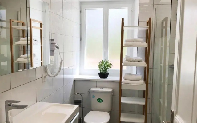Appartement Le Solea 100m2 climatisé parking proche Sanctuaires
