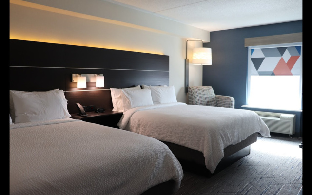 Holiday Inn Express & Suites Brampton by IHG