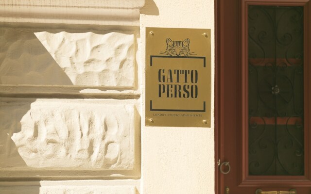 Апартаменты Gatto Perso Luxury Apartments вид на фасад