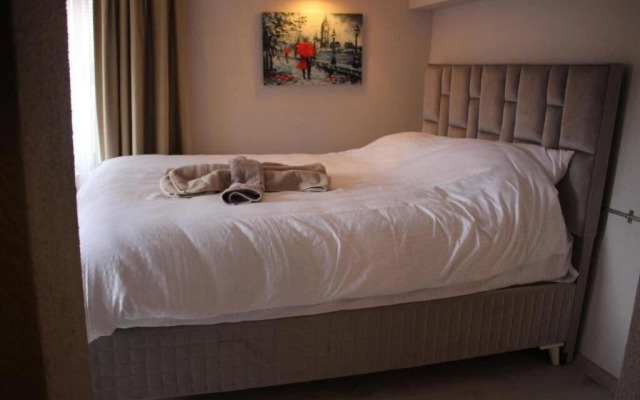 Ambar Hotel