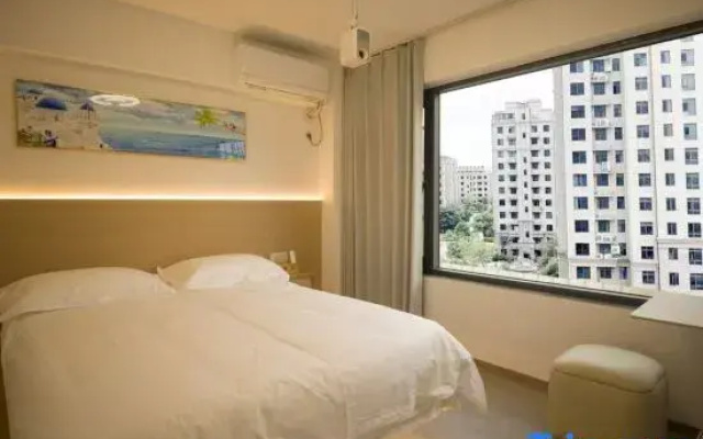 The Magpie Homestay (Hongxing Macalline Branch)