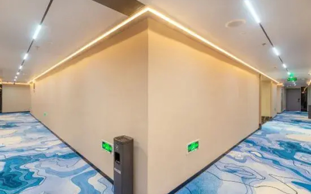 Urban Garden Hotel (Ziyang Wanda Plaza Xingfu Avenue Subway Station)