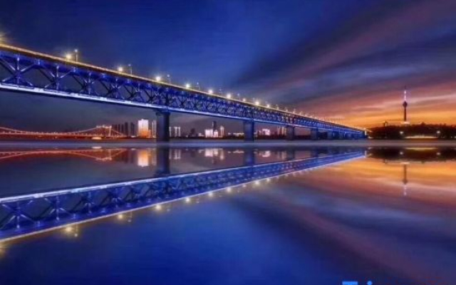 Manju Hotel (Chuhe Han Street Subway Station Hubei Provincial Museum)
