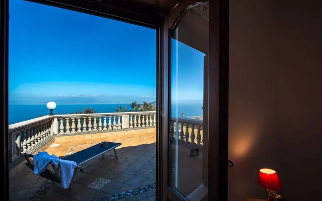 Villa Pandora