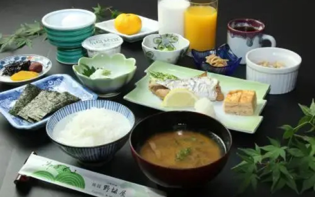Nozakaya Ryokan