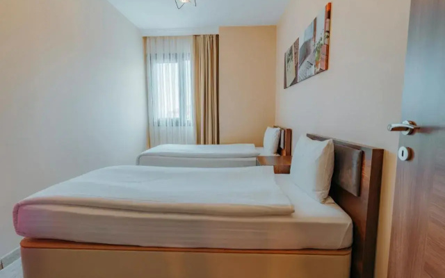Empula Hotel & Residences