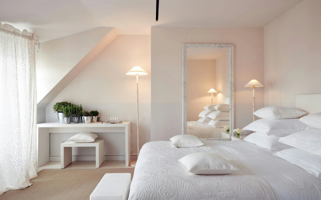 Monsieur George Hotel & Spa – Champs Elysées