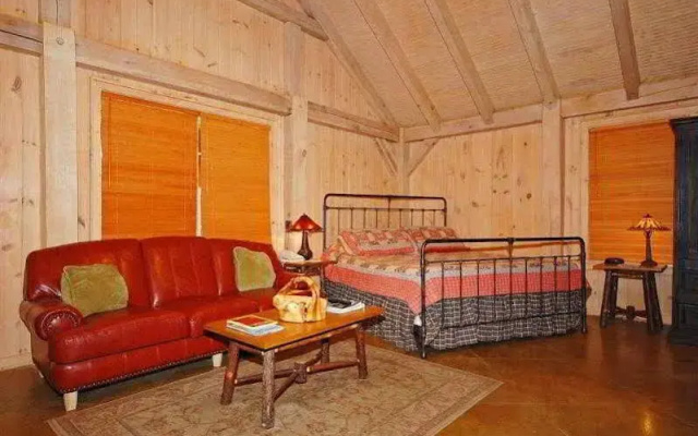 Best Western Smokehouse Lodge