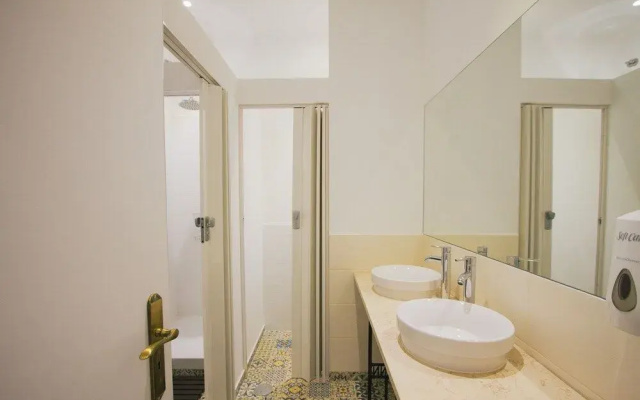PTM DownTown - Hostel