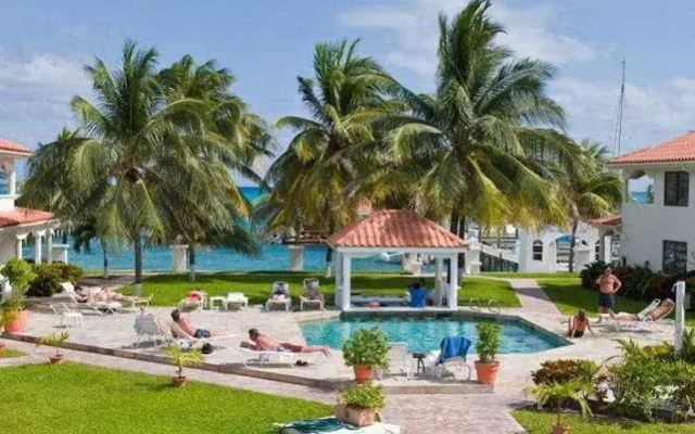 Belize Yacht Club