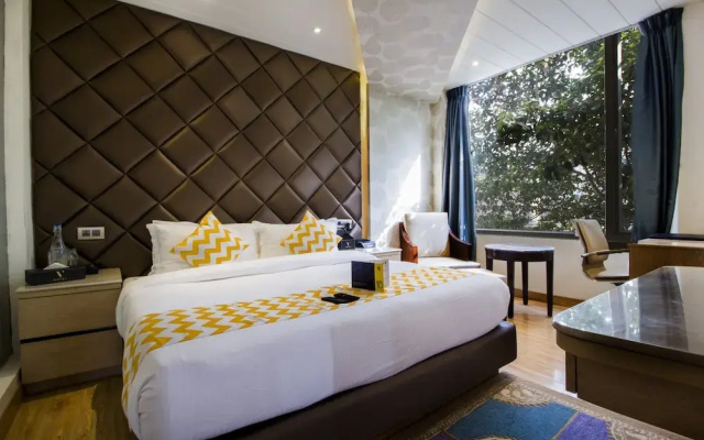 V Hotel