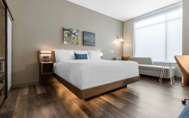 DoubleTree by Hilton Summerville Nexton