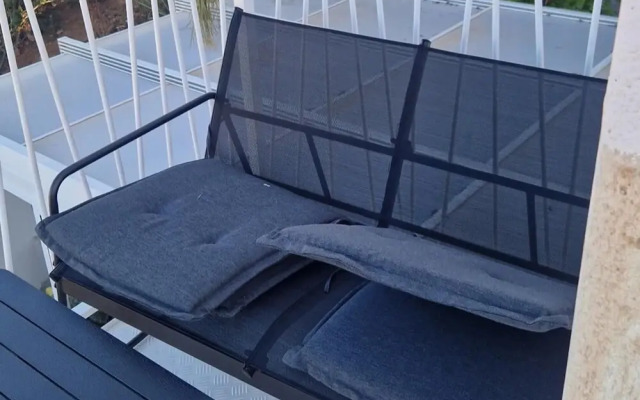 La Vista Penthouse Stunning View Private Balcony