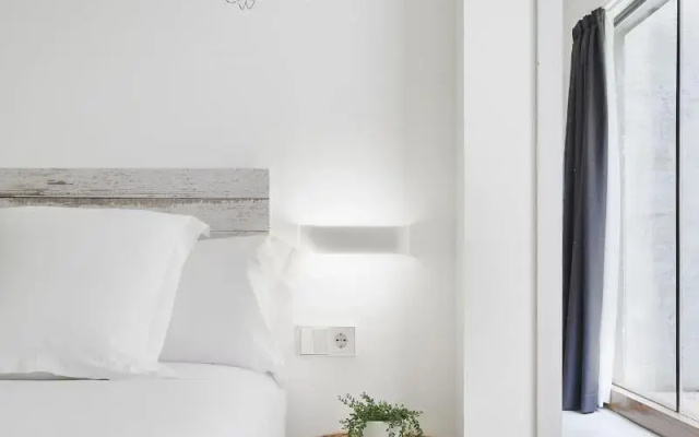 IRAIPE Estella Rooms