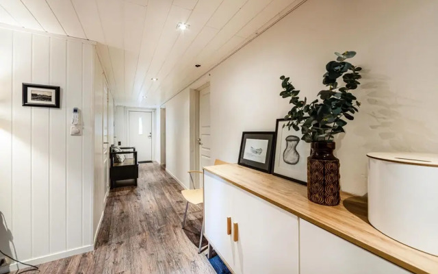 Stunning Home in Vestnes With 3 Bedrooms and Wifi