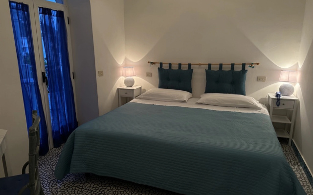 Hotel Holiday